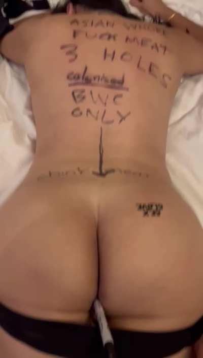 She's just a pen holder