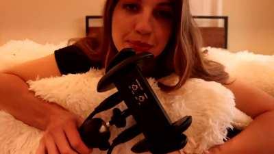 Queen of Ear Eating/Licking Tingles ❤️