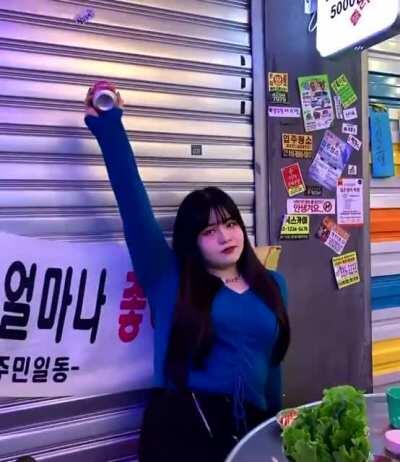 this is really scary because young girls compare and starve themselves to look like this when in reality it's all fake.