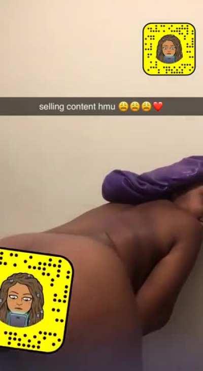 selling content add me on snap💦🍑👅 @niyahdacutie