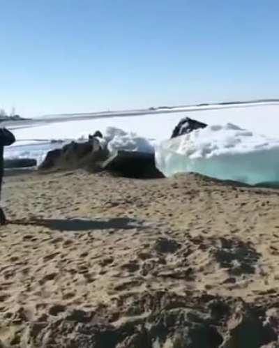 Ледяной цунами