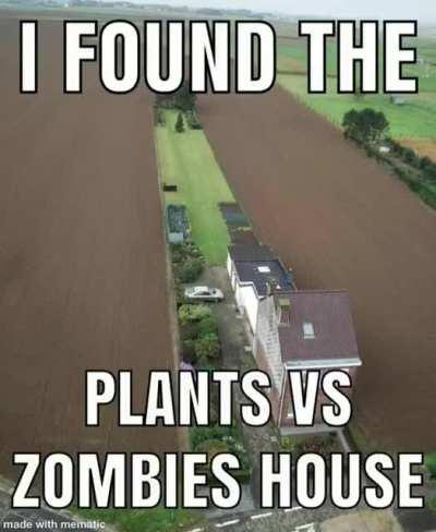Plants Vs Zombies house???????? (Real)
