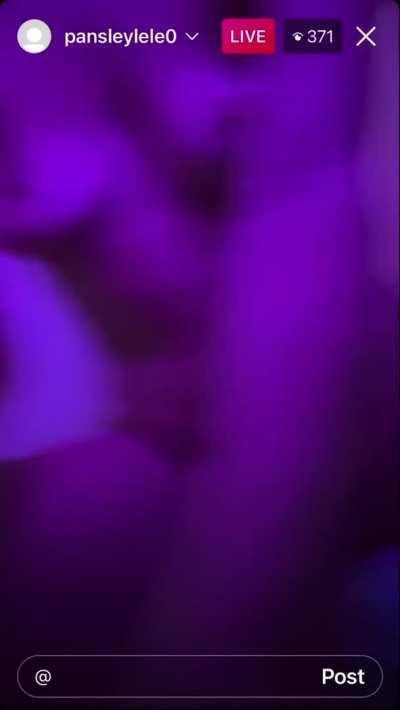 Pansleylele0 Ig Live clip1