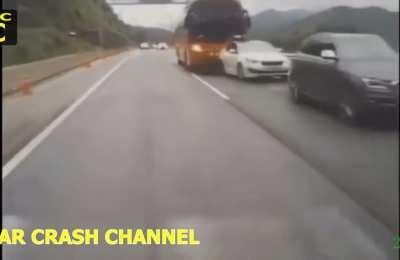 Deadly bus Crash after the cars was waiting in a queue