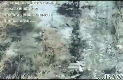 Ru pov: Lone Russian soldier in tench holds off three Ukrainian soldiers