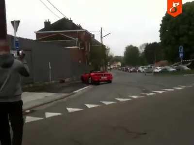 How to wreck your Ferrari 348 in 10 seconds