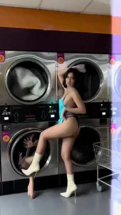 Ayanna Misola (may 18+ sa vivamax)