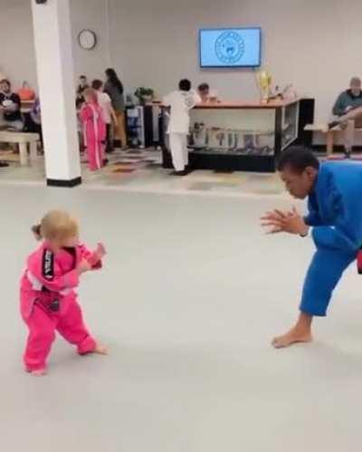 Техника главное, а остальное с возрастом придет, хотя я запретил бы ей взрослеть!