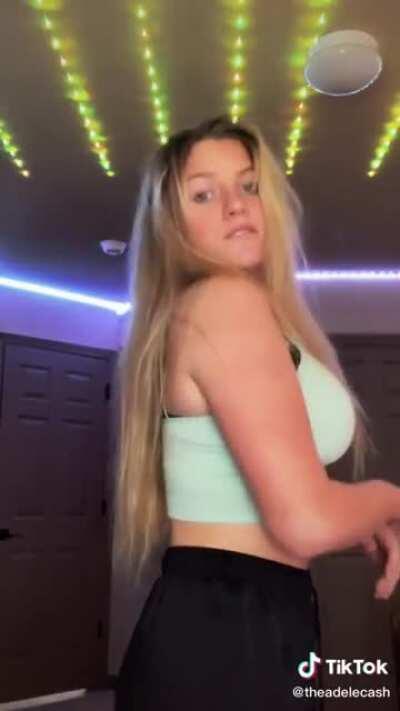 Is there anything else she can do besides jiggling her tits?