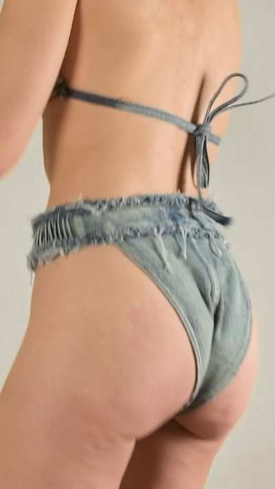 A surprise spank in slow motion