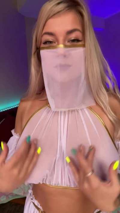 What do you order my lord? :*