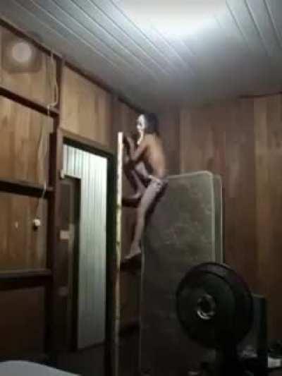 Antes vimos Joca, o rei do parkour.... Agora veremos João, o Deus do parkour!!!!