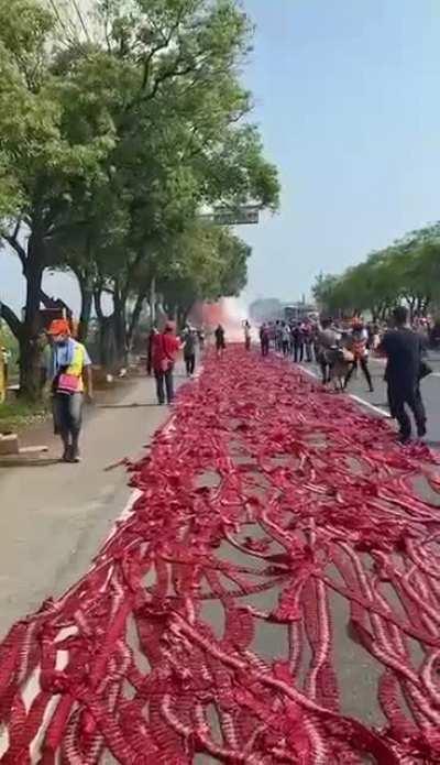 Fire freakin crackers