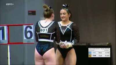 Lauren Bolen & Camille Vitoff of Towson 🖤💛🤍🐯🤸‍♀️