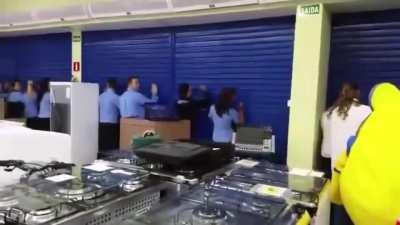 Торжественное открытие