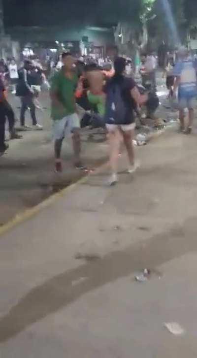 Festejando con el machete