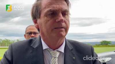Em meio a colapso nacional, Bolsonaro questiona motivo de lotação de UTIs: 'Parece que só morre de Covid'