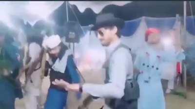 Me when I finally get my hands on a type 81 folding stock