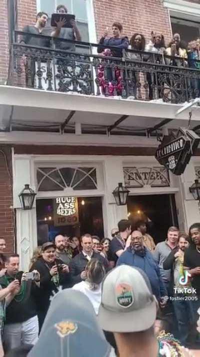 HMC while I celebrate Mardi Gras