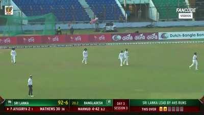 Bangbros trying to gangbang a ball.? 💀