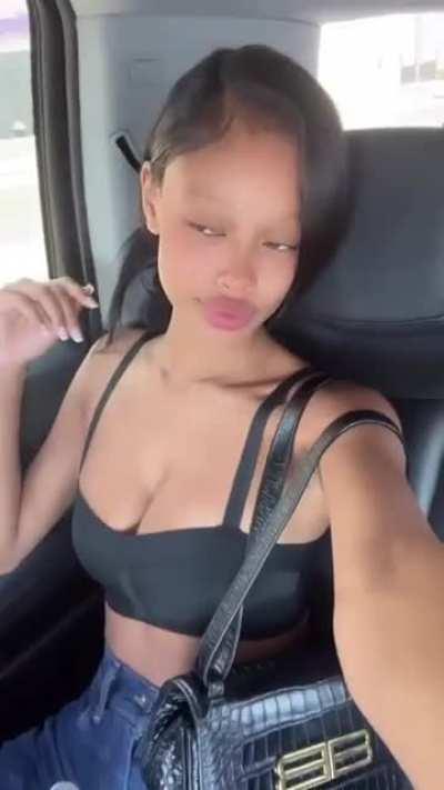 Vinetria Chubbs [2022-07-01]