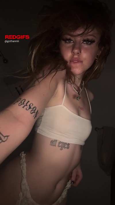 shy irl but I love being a slut on reddit