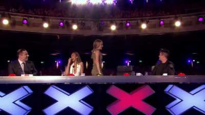 Улыбальник от доброты чуть не лопнул