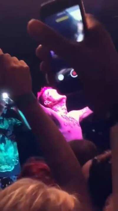 His energy here 🥺😭