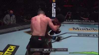 Main Card Fighters takedowns in the Bantamweight title fight