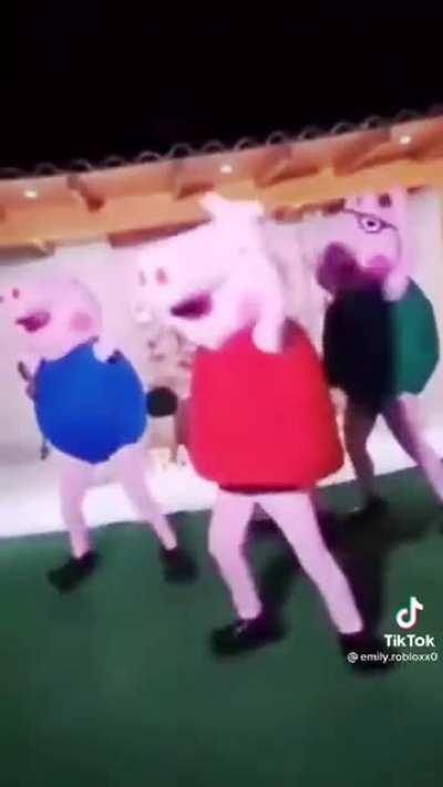 Blursed_Peppa_Pig