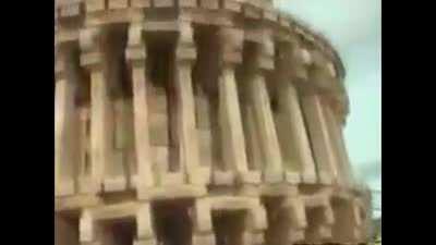 WCGW reporter unaware of mic wire