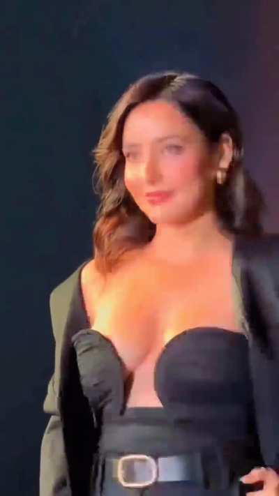 Neha Sharma looking Super Sexy 🔥🔥