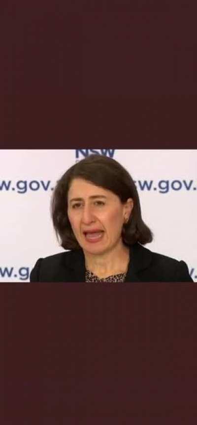 Journalist, Andrew Clennell, asking Gladys the hard qs in today’s COVID presser