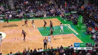 [Highlight] An uncovered Josh Richardson puts away the Knicks