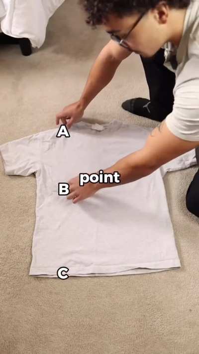 How to fold a T shirt