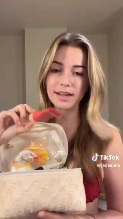 Jade Anna video's/Fotos telegram groep