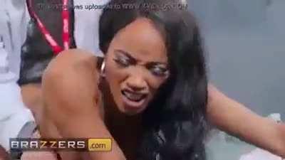 kiki minaj big pussy