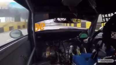 WTF moment during race