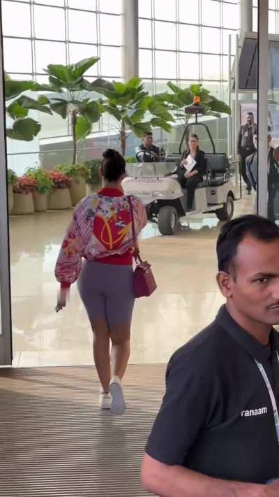 Nora Fatehi Apple Bottoms