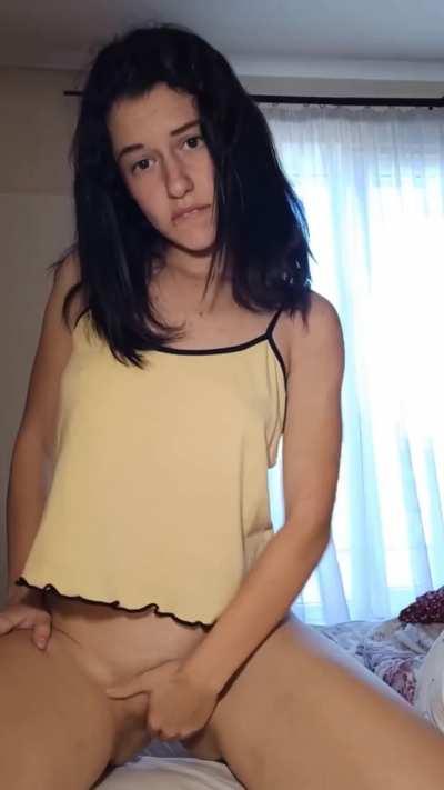 hope you enjoy watching me rub my tight pussy 🤭