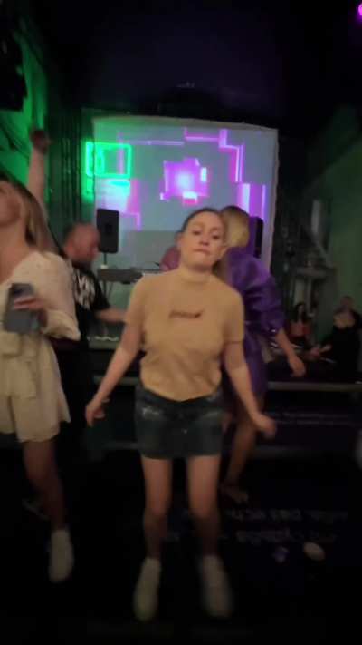 A quick flash to make all people happier [drop] 