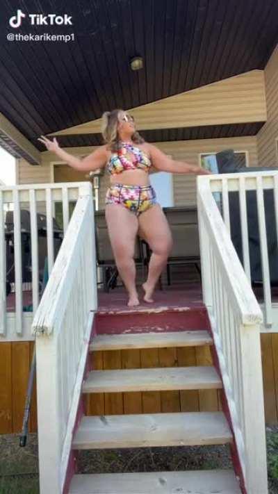 It’s the thigh slap for me 😟