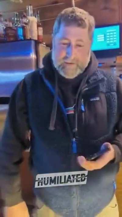 Sergeant karen can’t handle being kicked out of bar