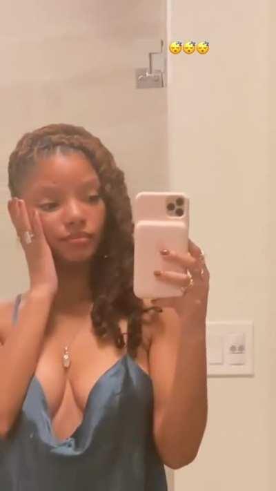 Feelin Sexy in the mirror 🔥