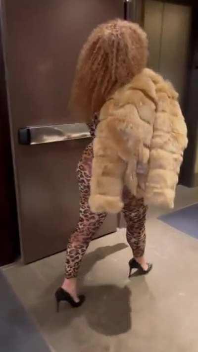 Who can tame this wild animal