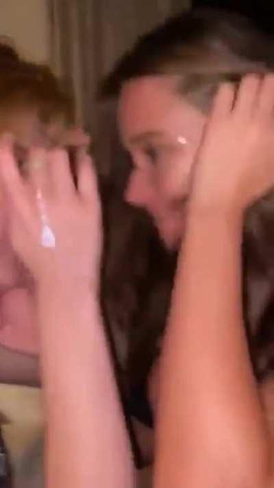 [reddit] how hot is this