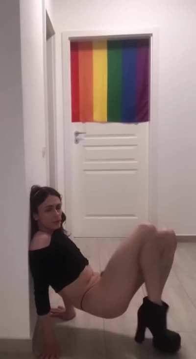 If we were roommates, how often would you like to have my cum in your mouth?