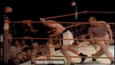 Danny Nardico punishing Jake Lamotta (Raging bull)