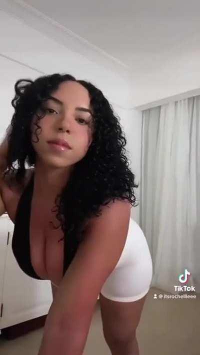 @itsrochellleee ð