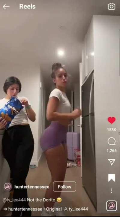 everything is perfect in this video.